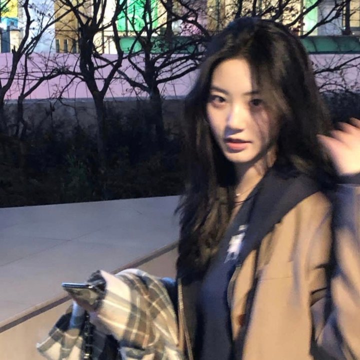 绿野红鸾